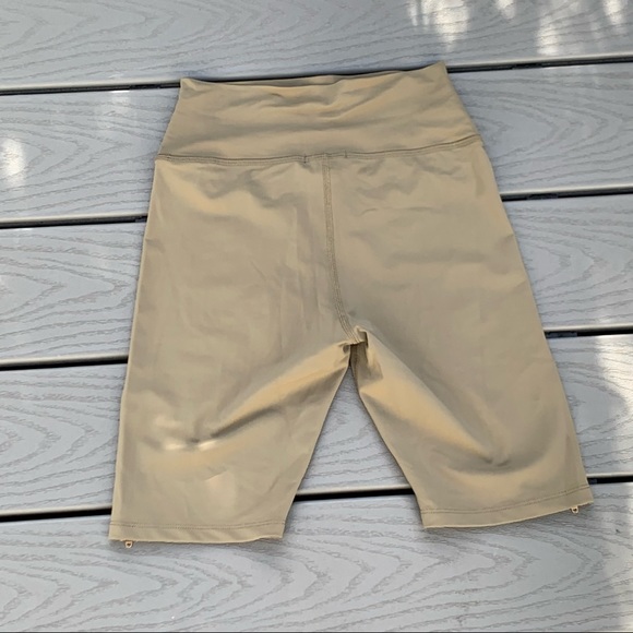 LNA Olive Green Bike Short Side Gold Tone Zippers At Bottom Hem Size Small - Picture 4 of 7